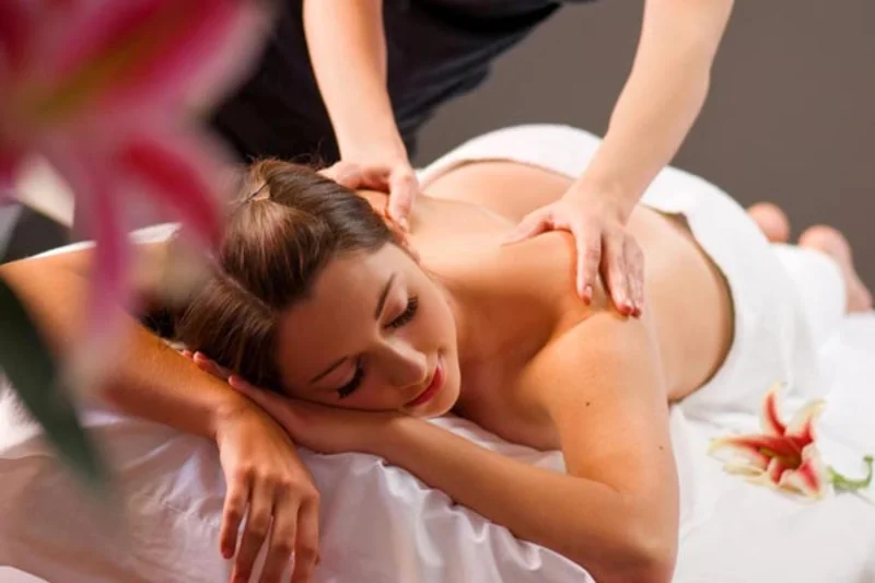 Bangkok Style Female To Male Body Massage In Bangalore logo