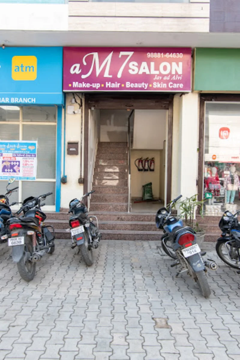 Am 7 salon logo
