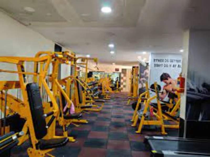 1 Life Gym Mulund logo