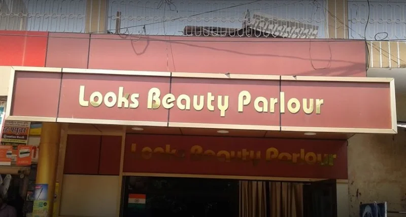 Looks beauty parlour logo