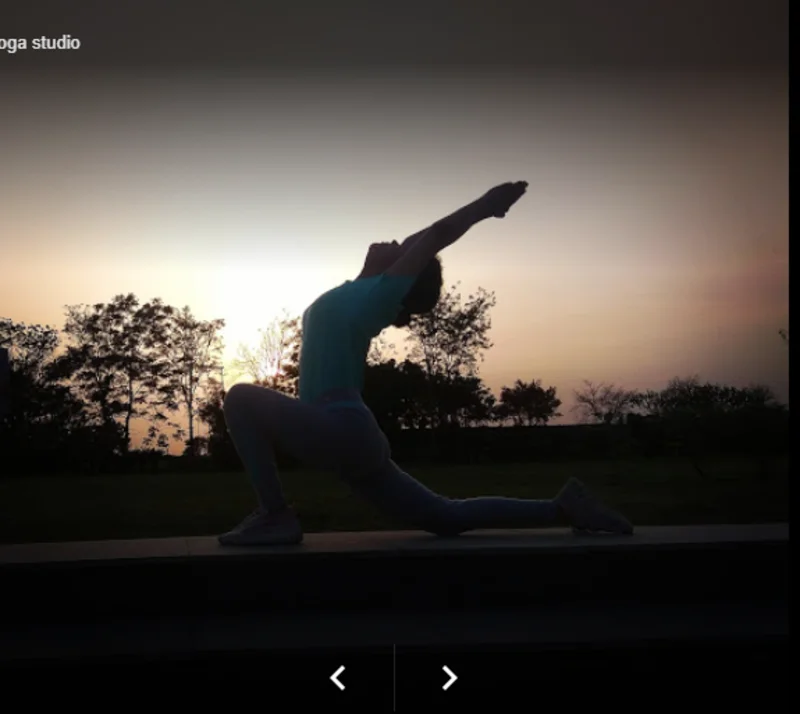 Eminent yoga studio logo